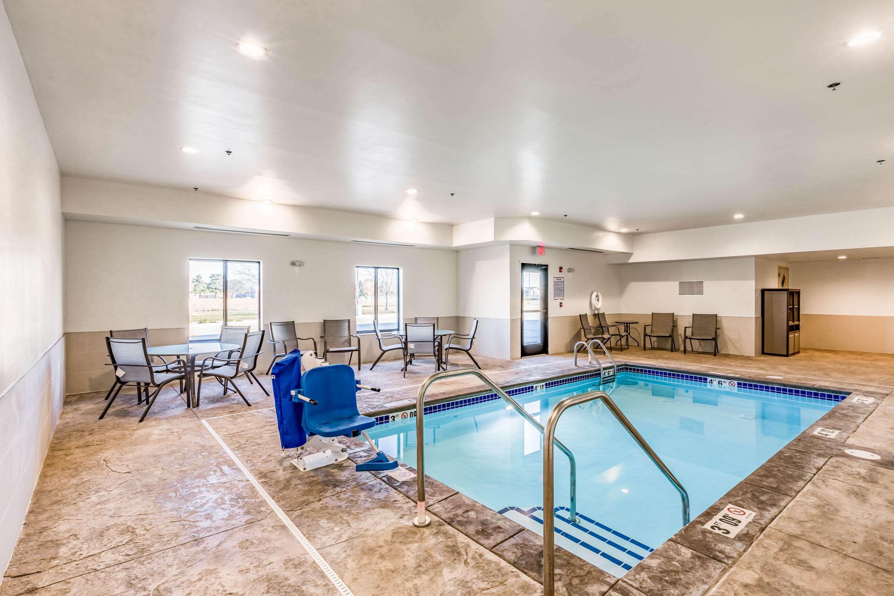 Comfort Inn Altoona-Des Moines Kültér fotó