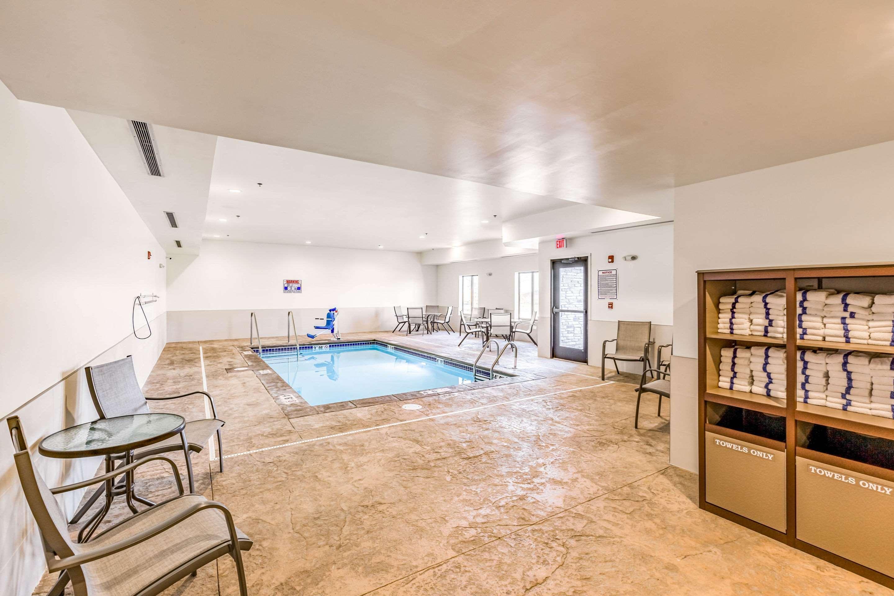 Comfort Inn Altoona-Des Moines Kültér fotó
