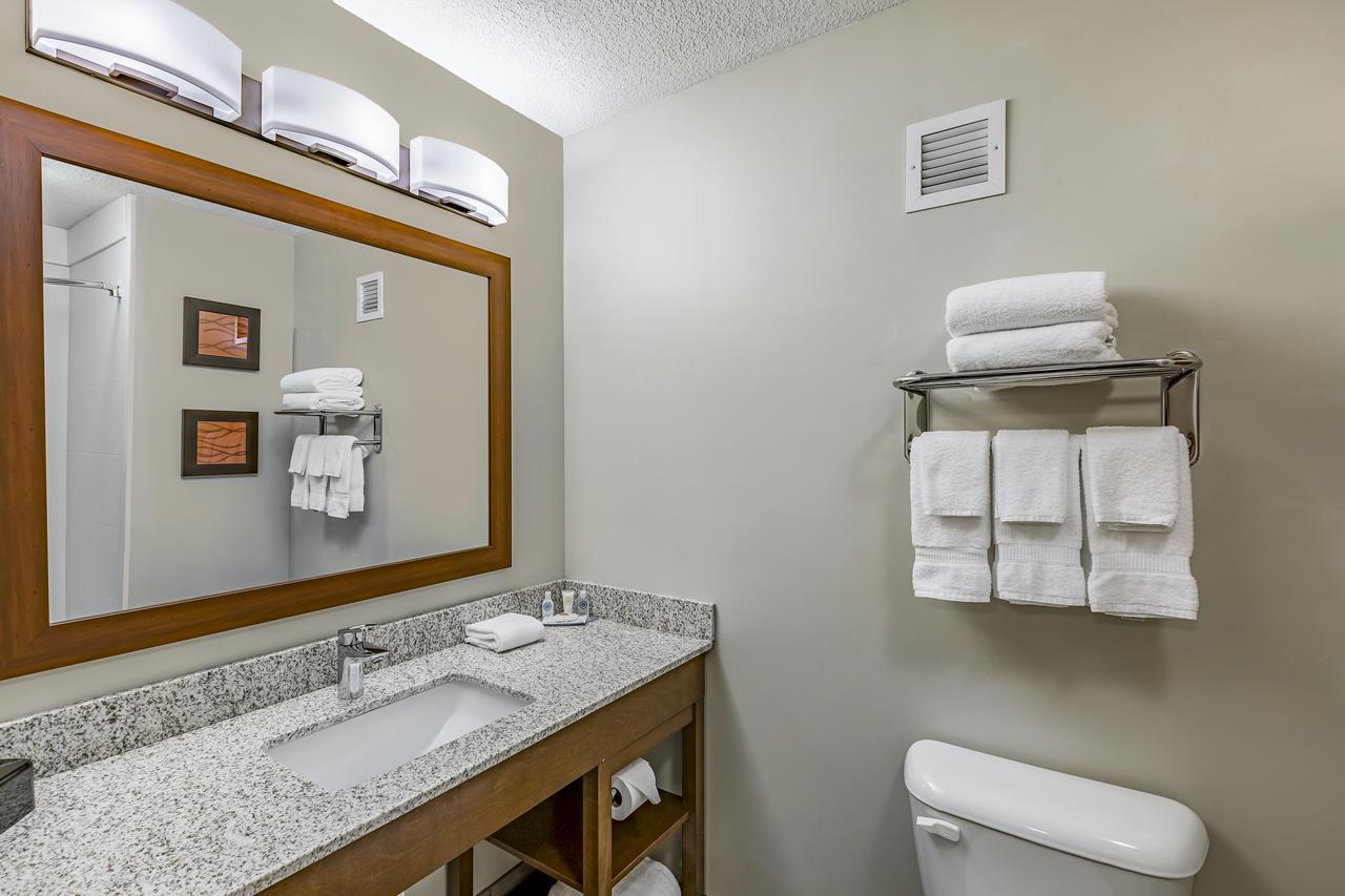 Comfort Inn Altoona-Des Moines Kültér fotó